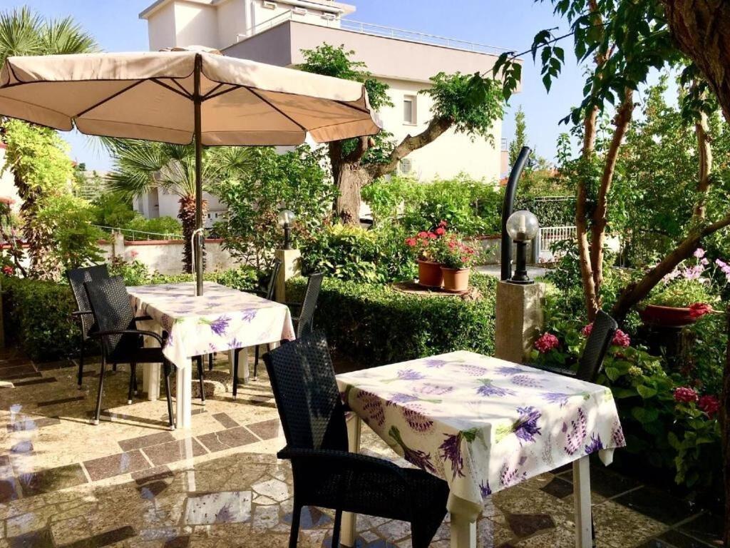 Apartments Zdenka - Garden Terrace Barbat na Rabu Eksteriør bilde
